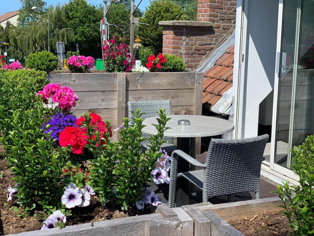 Slapen Bij De Buurvrouw Castricum
